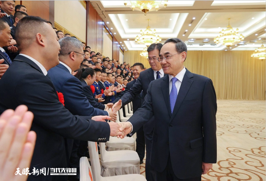 b96b2cf2-d97b-4de3-aef6-7e33d27100bb.png b96b2cf2-d97b-4de3-aef6-7e33d27100bb.png